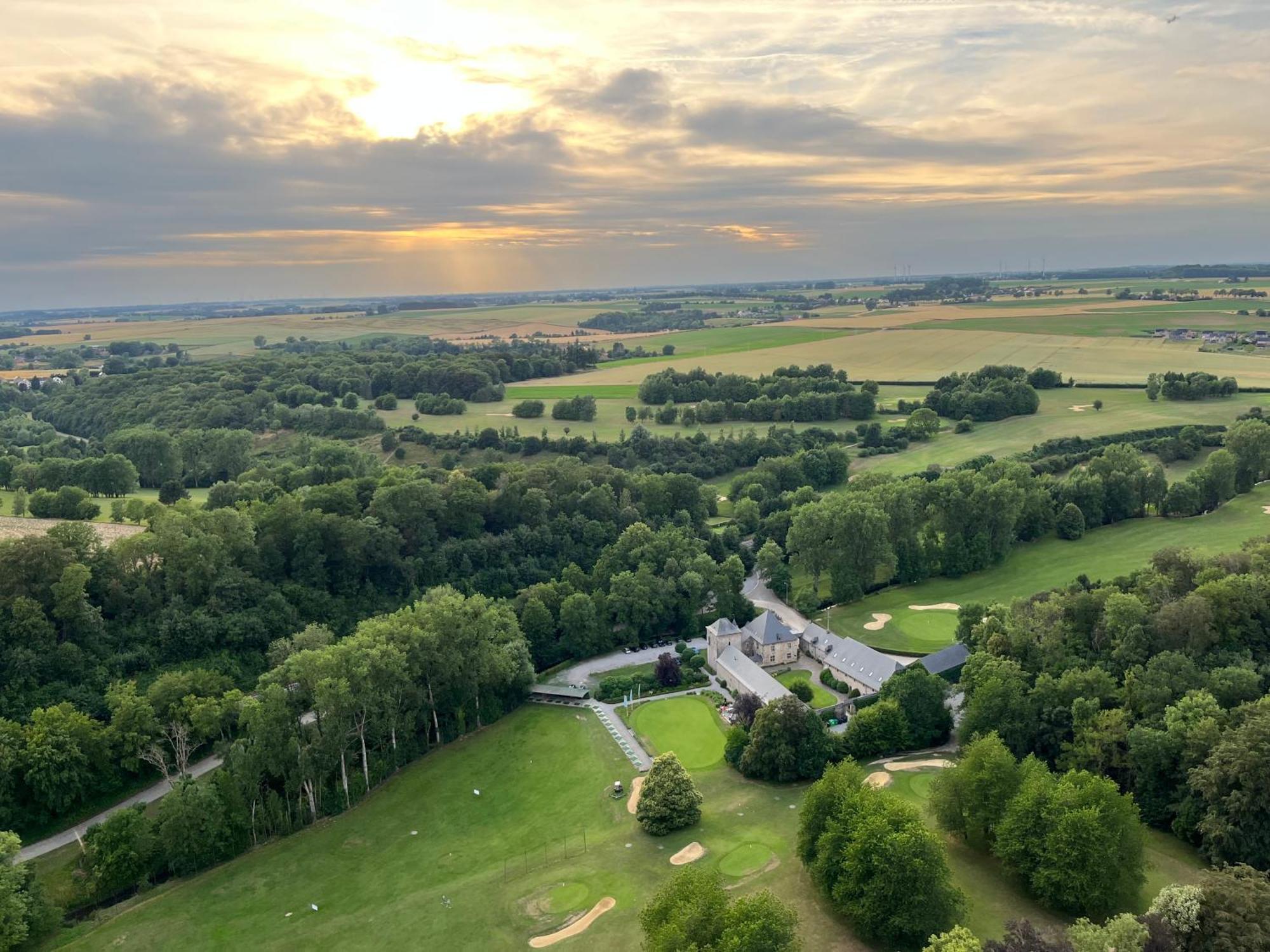 Golf & Hotel De Falnuee Mazy Luaran gambar