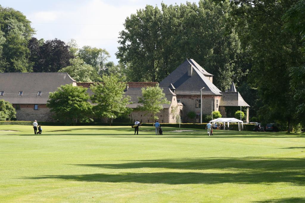 Golf & Hotel De Falnuee Mazy Luaran gambar