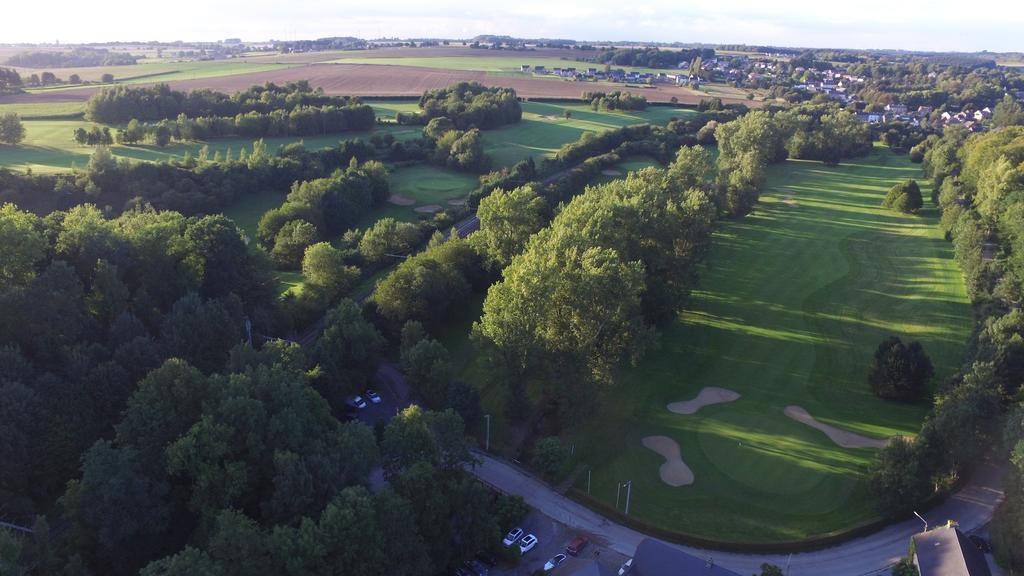 Golf & Hotel De Falnuee Mazy Luaran gambar